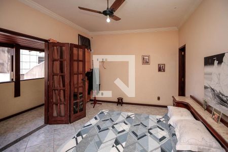 Casa à venda com 400m², 3 quartos e 2 vagasSuíte