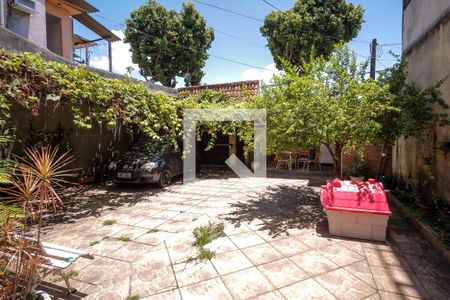 Casa à venda com 400m², 3 quartos e 2 vagasQuintal