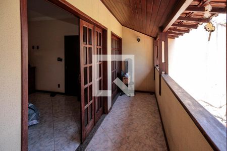 Casa à venda com 400m², 3 quartos e 2 vagasVaranda Suíte
