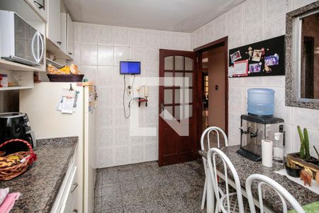 Casa à venda com 400m², 3 quartos e 2 vagasCozinha