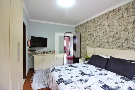 Casa à venda com 215m², 3 quartos e 3 vagasQuarto 1 - Suíte