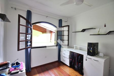 Casa à venda com 215m², 3 quartos e 3 vagasQuarto 4