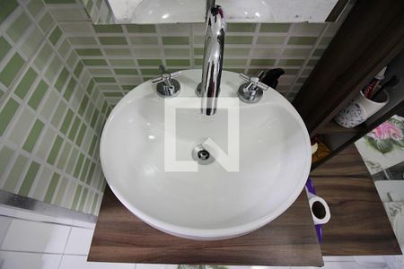 Casa à venda com 215m², 3 quartos e 3 vagasBanheiro do Quarto 1 - Suíte