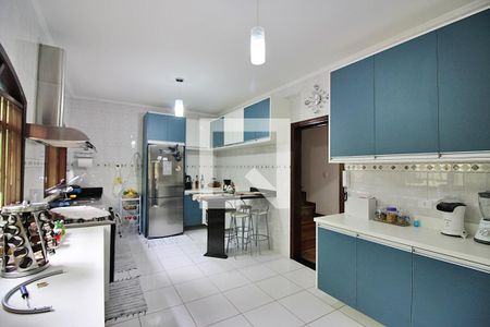 Casa à venda com 215m², 3 quartos e 3 vagasCozinha