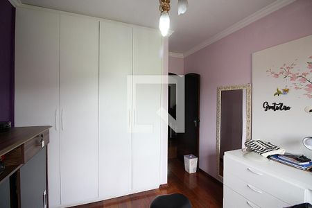 Casa à venda com 215m², 3 quartos e 3 vagasQuarto 3
