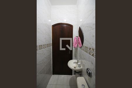 Lavabo  de casa à venda com 3 quartos, 215m² em Jordanópolis, São Bernardo do Campo