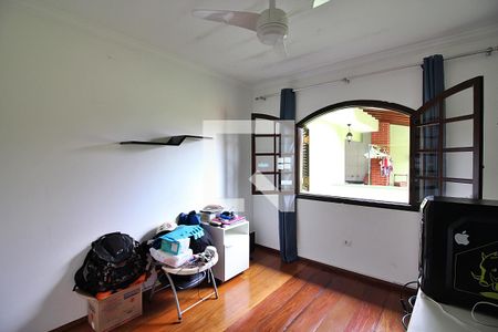 Casa à venda com 215m², 3 quartos e 3 vagasQuarto 4