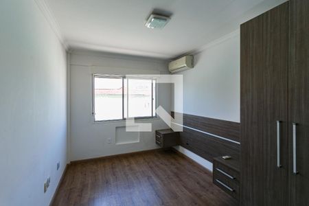 Quarto  de apartamento para alugar com 1 quarto, 54m² em Jardim São Pedro, Porto Alegre