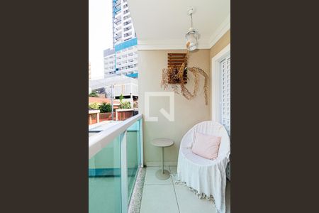 Casa à venda com 140m², 2 quartos e 1 vaga Casa à venda com 140m², 2 quartos e 1 vagaVaranda da Suíte 1