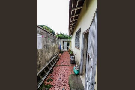 Quintal de casa à venda com 3 quartos, 130m² em Caxingui, São Paulo
