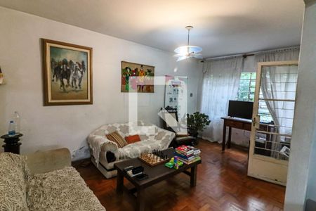 Casa à venda com 3 quartos, 130m² em Caxingui, São Paulo