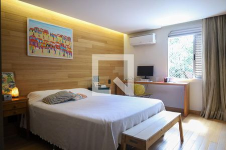 Apartamento à venda com 170m², 3 quartos e 1 vagaSuíte 2