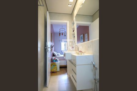 Apartamento à venda com 170m², 3 quartos e 1 vagaBanheiro da Suíte 1