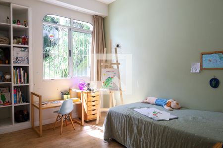 Apartamento à venda com 170m², 3 quartos e 1 vagaQuarto 1