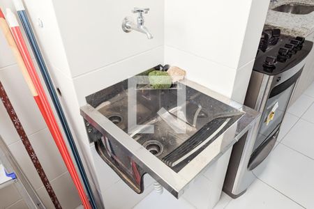 Apartamento para alugar com 68m², 2 quartos e 1 vaga Apartamento para alugar com 68m², 2 quartos e 1 vagaÁrea de serviço