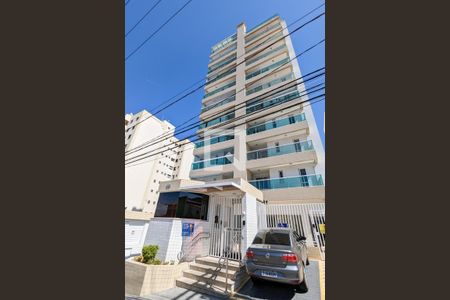 Apartamento para alugar com 68m², 2 quartos e 1 vaga Apartamento para alugar com 68m², 2 quartos e 1 vagaFachada