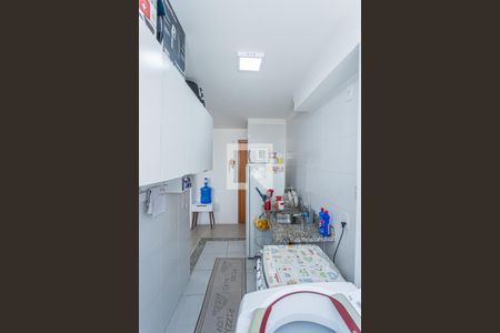 Apartamento à venda com 43m², 2 quartos e 1 vagaCozinha e Área de Serviço