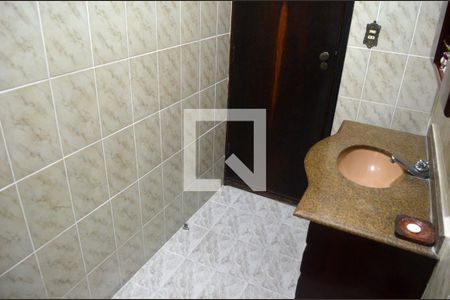 Casa para alugar com 164m², 3 quartos e 3 vagasBanheiro 1