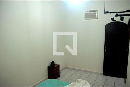 Quarto 2 de casa para alugar com 3 quartos, 164m² em Parque São Vicente, São Vicente