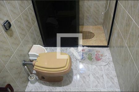 Casa para alugar com 164m², 3 quartos e 3 vagasBanheiro 1