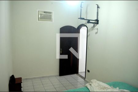 Quarto 2 de casa para alugar com 3 quartos, 164m² em Parque São Vicente, São Vicente