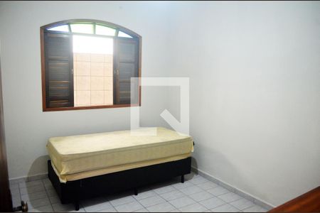 Quarto 1 de casa para alugar com 3 quartos, 97m² em Parque São Vicente, São Vicente