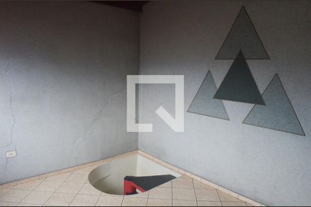 Casa para alugar com 164m², 3 quartos e 3 vagasSuite