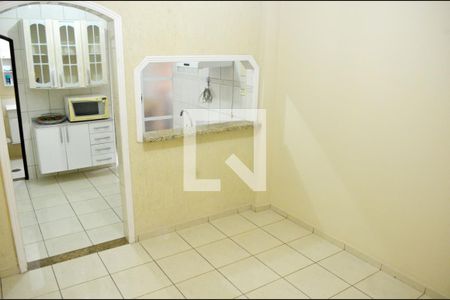Casa para alugar com 164m², 3 quartos e 3 vagasCozinha 2