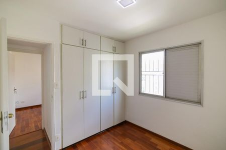 Apartamento à venda com 140m², 4 quartos e 2 vagasQuarto 2