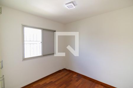 Apartamento à venda com 140m², 4 quartos e 2 vagasQuarto 2
