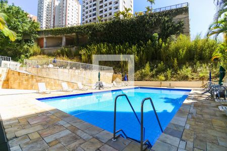 Apartamento à venda com 140m², 4 quartos e 2 vagasÁrea comum - Piscina