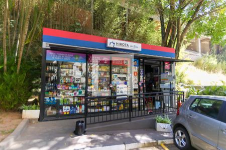 Apartamento à venda com 140m², 4 quartos e 2 vagasMinimercado