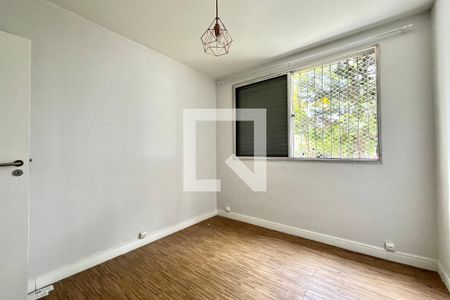 Quarto 1 de apartamento à venda com 2 quartos, 75m² em Vila Santa Catarina, São Paulo