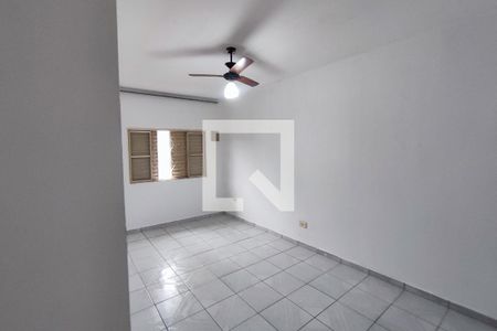 Quarto 2 de casa para alugar com 2 quartos, 90m² em Vila Ré, São Paulo