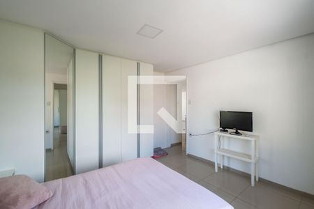 Apartamento à venda com 121m², 2 quartos e 1 vagaQuarto 2