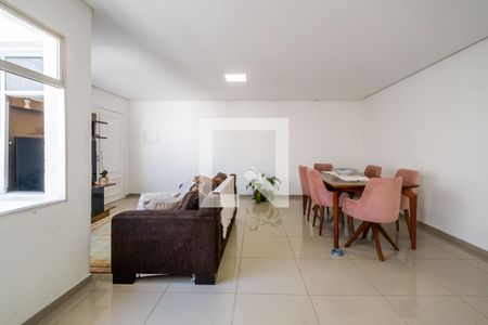 Sala de apartamento à venda com 2 quartos, 121m² em Medianeira, Porto Alegre