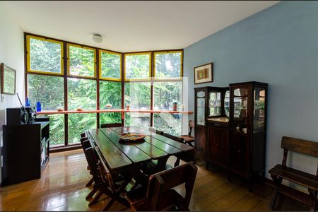 Sala de casa à venda com 3 quartos, 200m² em São Francisco, Niterói