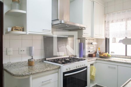 Apartamento à venda com 185m², 3 quartos e 3 vagasCozinha