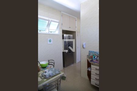 Casa à venda com 1330m², 3 quartos e 3 vagas Casa à venda com 1330m², 3 quartos e 3 vagasCopa / Cozinha