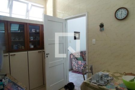 Casa à venda com 1330m², 3 quartos e 3 vagas Casa à venda com 1330m², 3 quartos e 3 vagasCopa / Cozinha