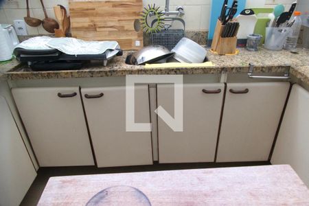 Casa à venda com 1330m², 3 quartos e 3 vagas Casa à venda com 1330m², 3 quartos e 3 vagasCopa / Cozinha