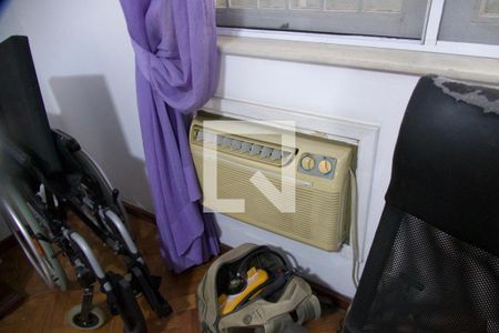 Casa à venda com 1330m², 3 quartos e 3 vagas Casa à venda com 1330m², 3 quartos e 3 vagasQuarto