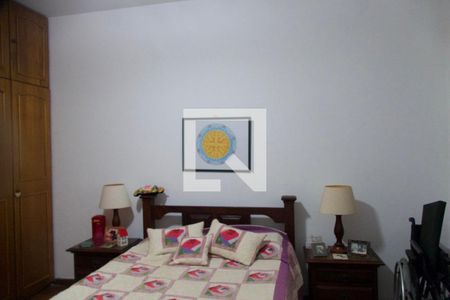 Casa à venda com 1330m², 3 quartos e 3 vagas Casa à venda com 1330m², 3 quartos e 3 vagasQuarto