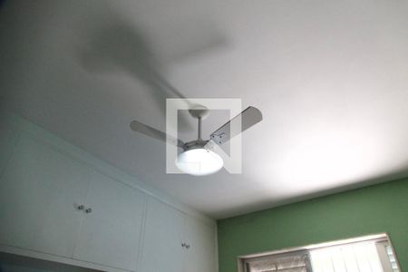 Casa à venda com 1330m², 3 quartos e 3 vagas Casa à venda com 1330m², 3 quartos e 3 vagasQuarto