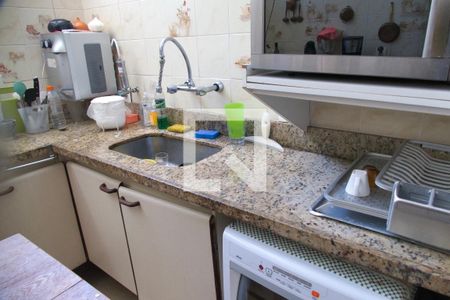 Casa à venda com 1330m², 3 quartos e 3 vagas Casa à venda com 1330m², 3 quartos e 3 vagasCopa / Cozinha