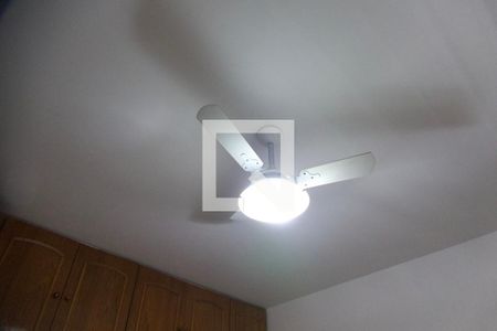 Casa à venda com 1330m², 3 quartos e 3 vagas Casa à venda com 1330m², 3 quartos e 3 vagasQuarto