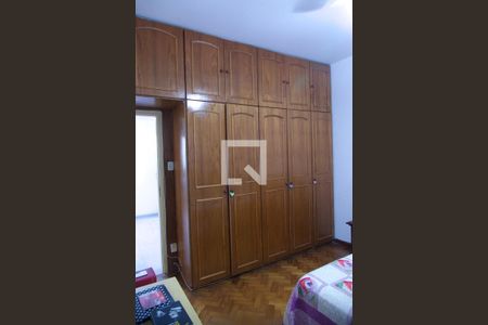 Casa à venda com 1330m², 3 quartos e 3 vagas Casa à venda com 1330m², 3 quartos e 3 vagasQuarto