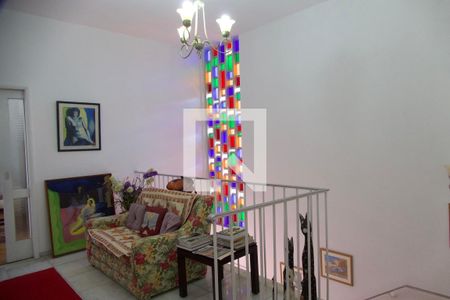 Casa à venda com 1330m², 3 quartos e 3 vagas Casa à venda com 1330m², 3 quartos e 3 vagasHall de entrada