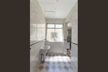 Apartamento para alugar com 65m², 2 quartos e sem vaga Apartamento para alugar com 65m², 2 quartos e sem vagaÁrea de Serviço