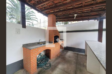 Apartamento à venda com 90m², 2 quartos e 2 vagasChurrasqueira